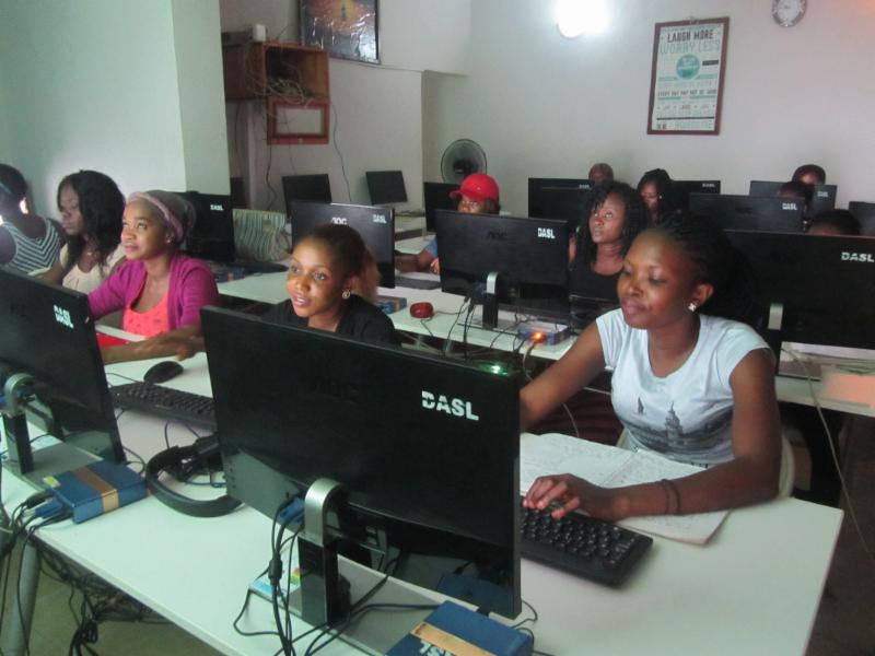 apllied macrosystems